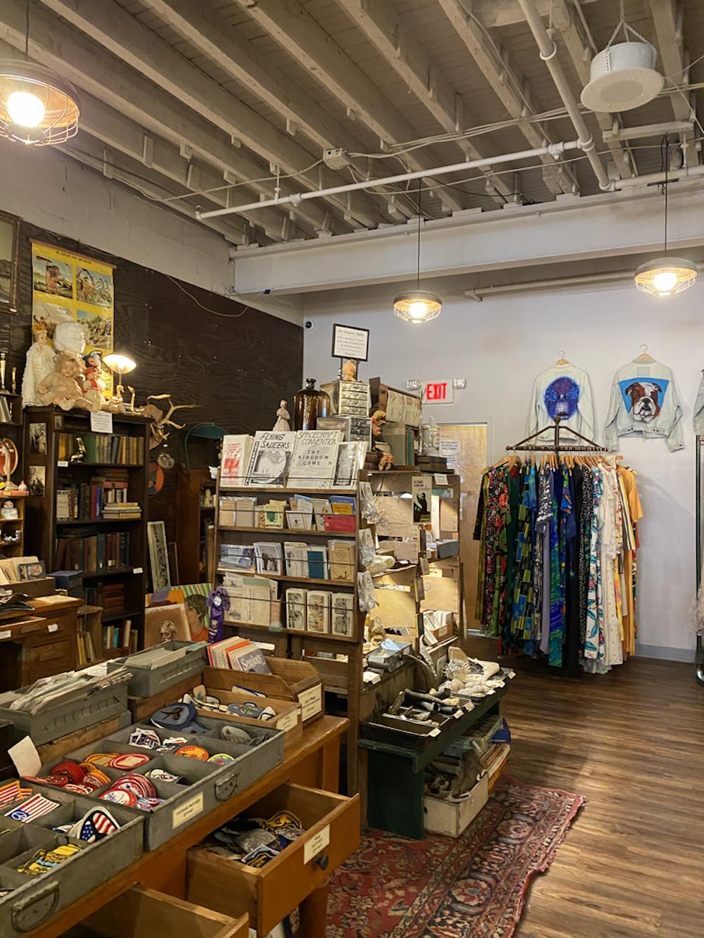 Raxx Vintage West pop-up shop