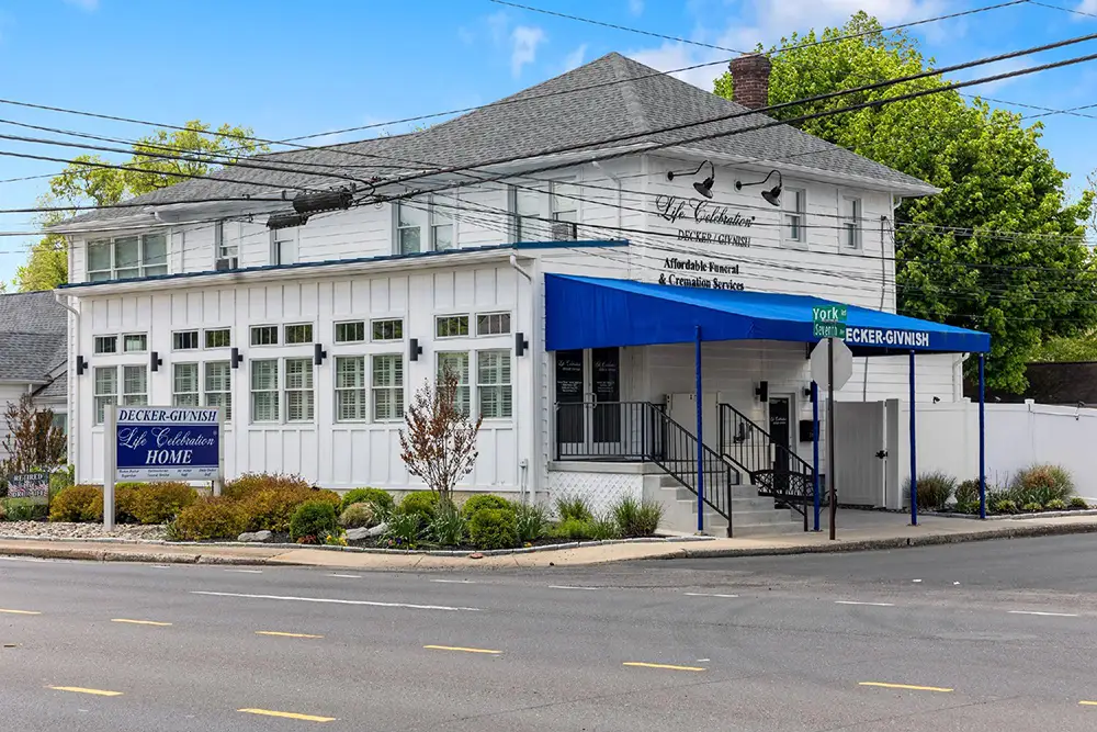 Decker-Givnish Funeral Home